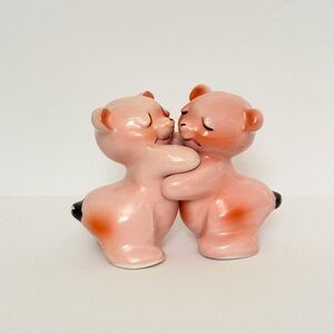 Salt Pepper Shakers Van Tellingen Pink Hugging Bears Vintage Bear Hug Ceramic